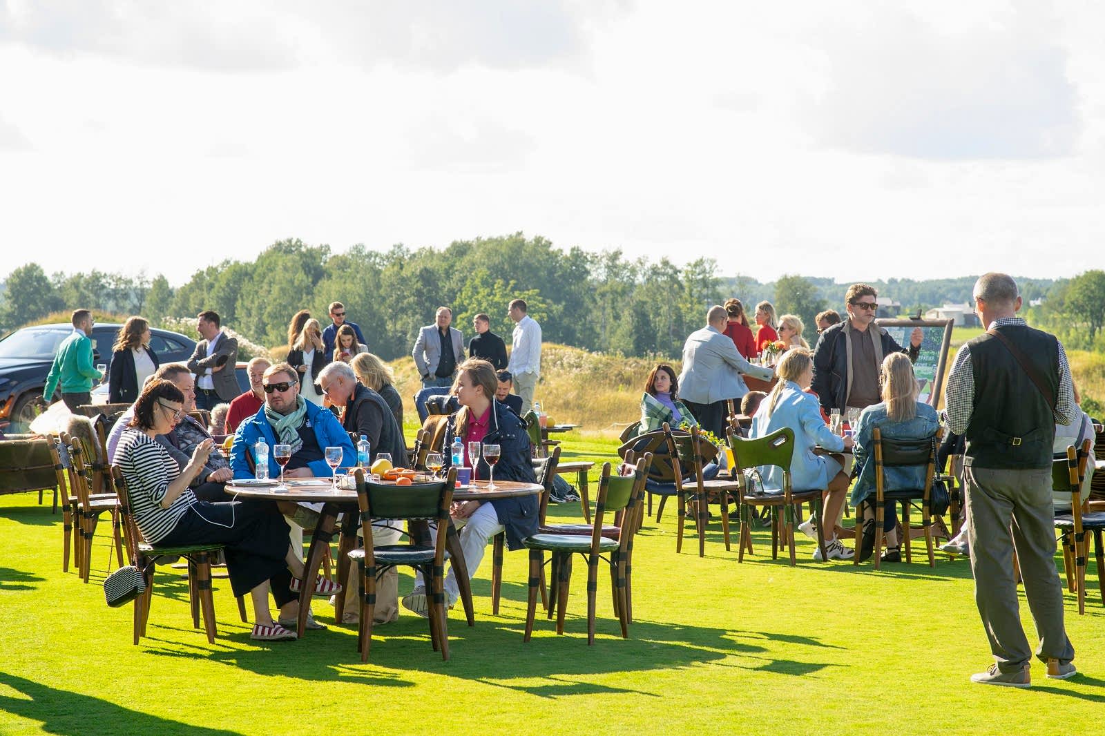 Business & Golf Lifestyle Party