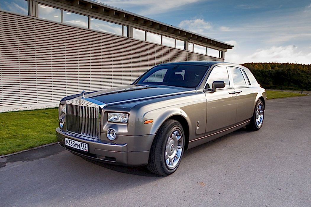 Links Rolls Royce 5